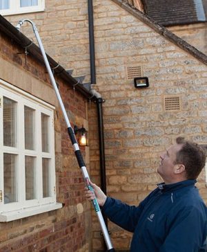 Telescopic Gutter Cleaner